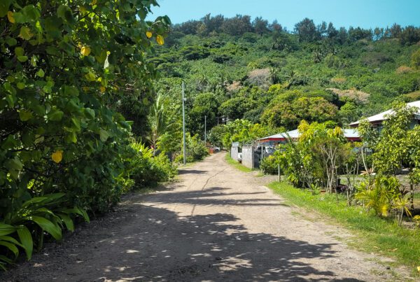 Bora-Bora randonnée Matira Polynésie française